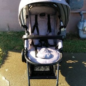Iam selling this stoller
